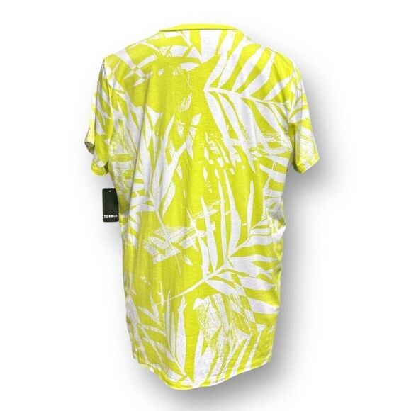 Torrid 2X Lime Green Palm Leaf Print Top Short Sleeve Blouse NWT Tropical Resort - Picture 7 of 11